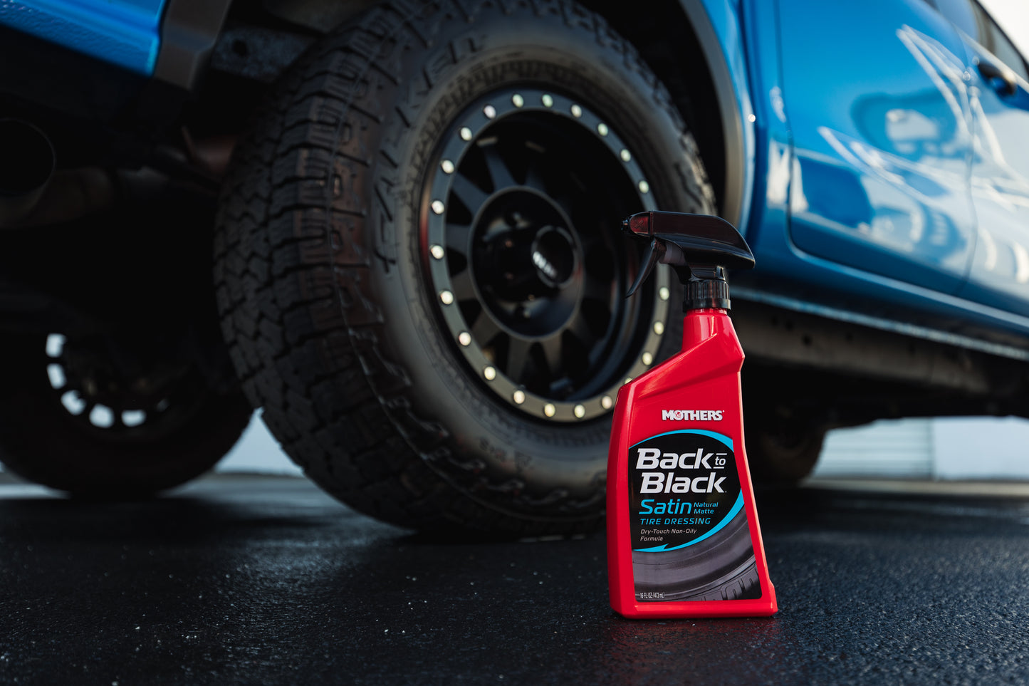 Back-To-Black Satin Tire Dressing 06816