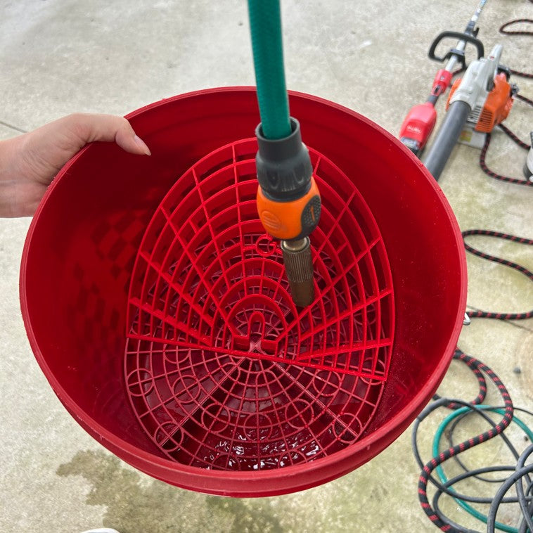 Bucket/lid/grit guard assy mb60370